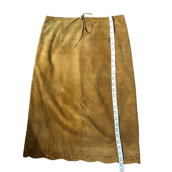 Ann Taylor Tan Geunine Suede Leather Eyelet Knee Skirt Fully Lined Size 6 - Picture 9 of 12